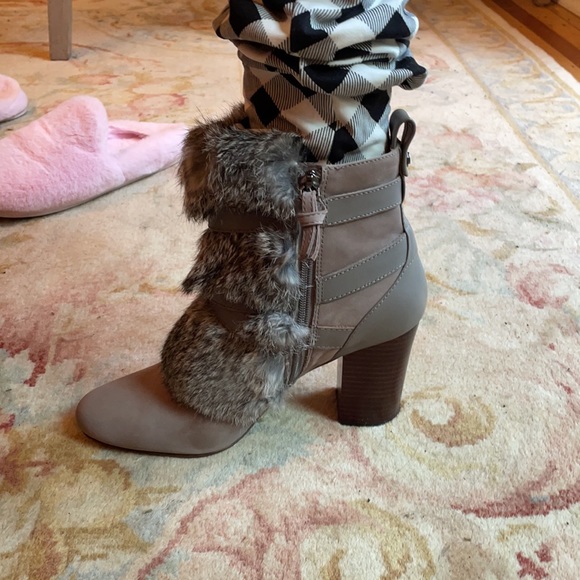 NWT Louise et Cie Booties - Picture 6 of 7